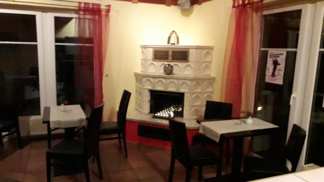 Hotel Rosengarten Leipzig-Naunhof Εξωτερικό φωτογραφία