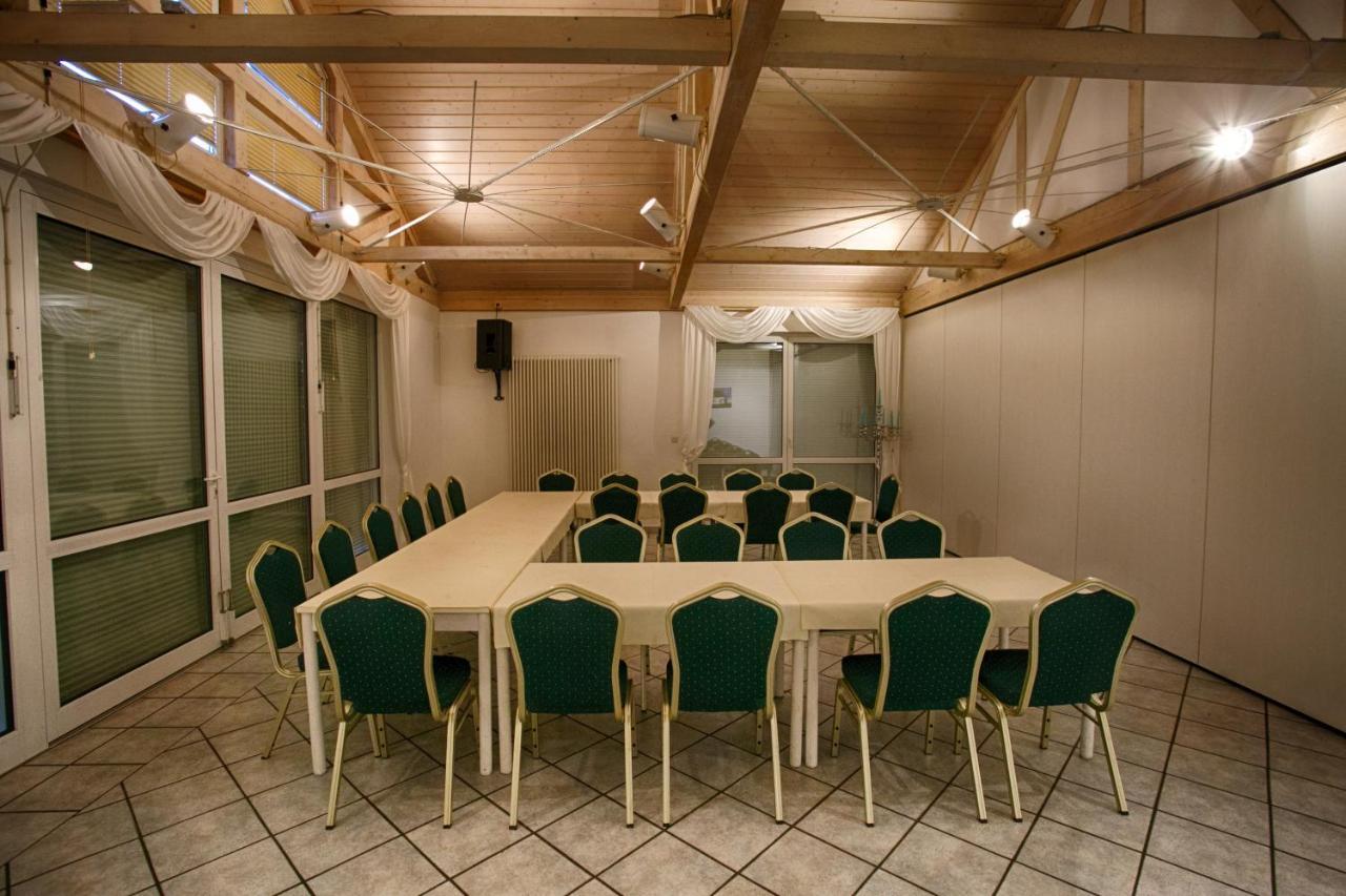 Hotel Rosengarten Leipzig-Naunhof Εξωτερικό φωτογραφία
